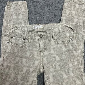 Free People Textured Jeans, Sage Color Size 26